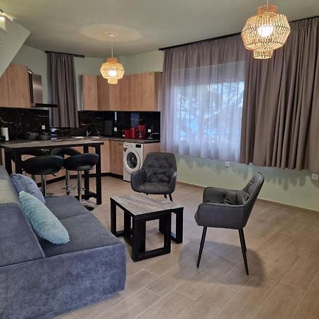 Апартаменти Solymar Prive Арханґелос Екстер'єр фото